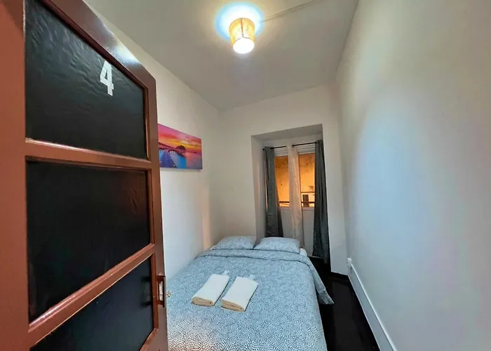 Πανσιόν Sulemange In Mouraria, Centre *